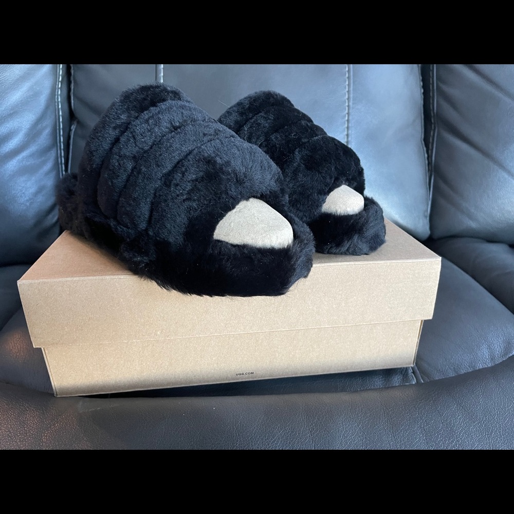 Ugg Fluff Yeah Slide size 8 - BRAND NEW